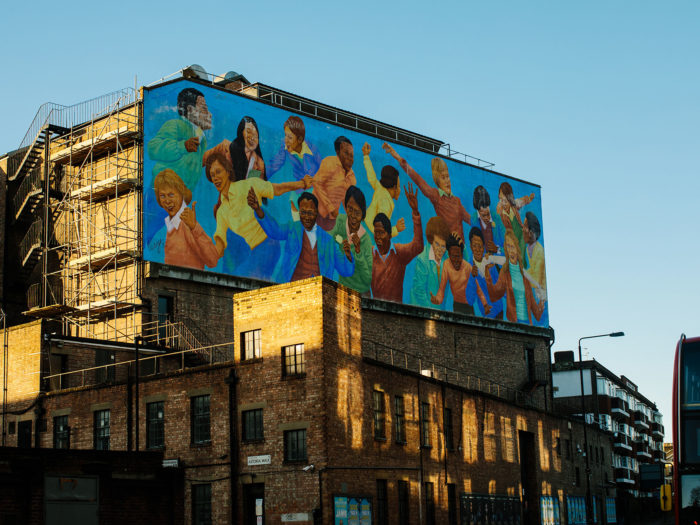 Children at play mural near Stockwell Park